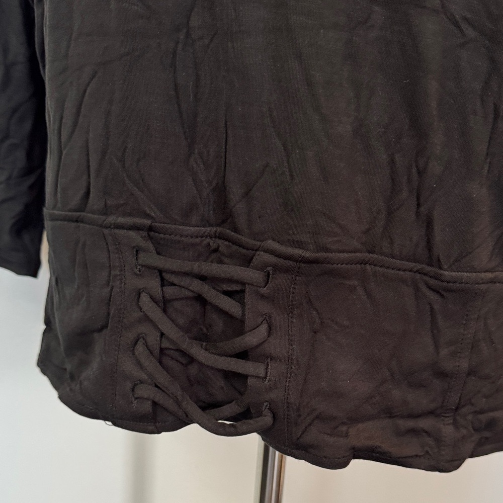 New York & Company Black tshirt soft Top NWT L - Picture 3 of 12